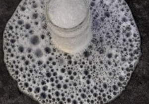 Doświadczenie z octem i sodą